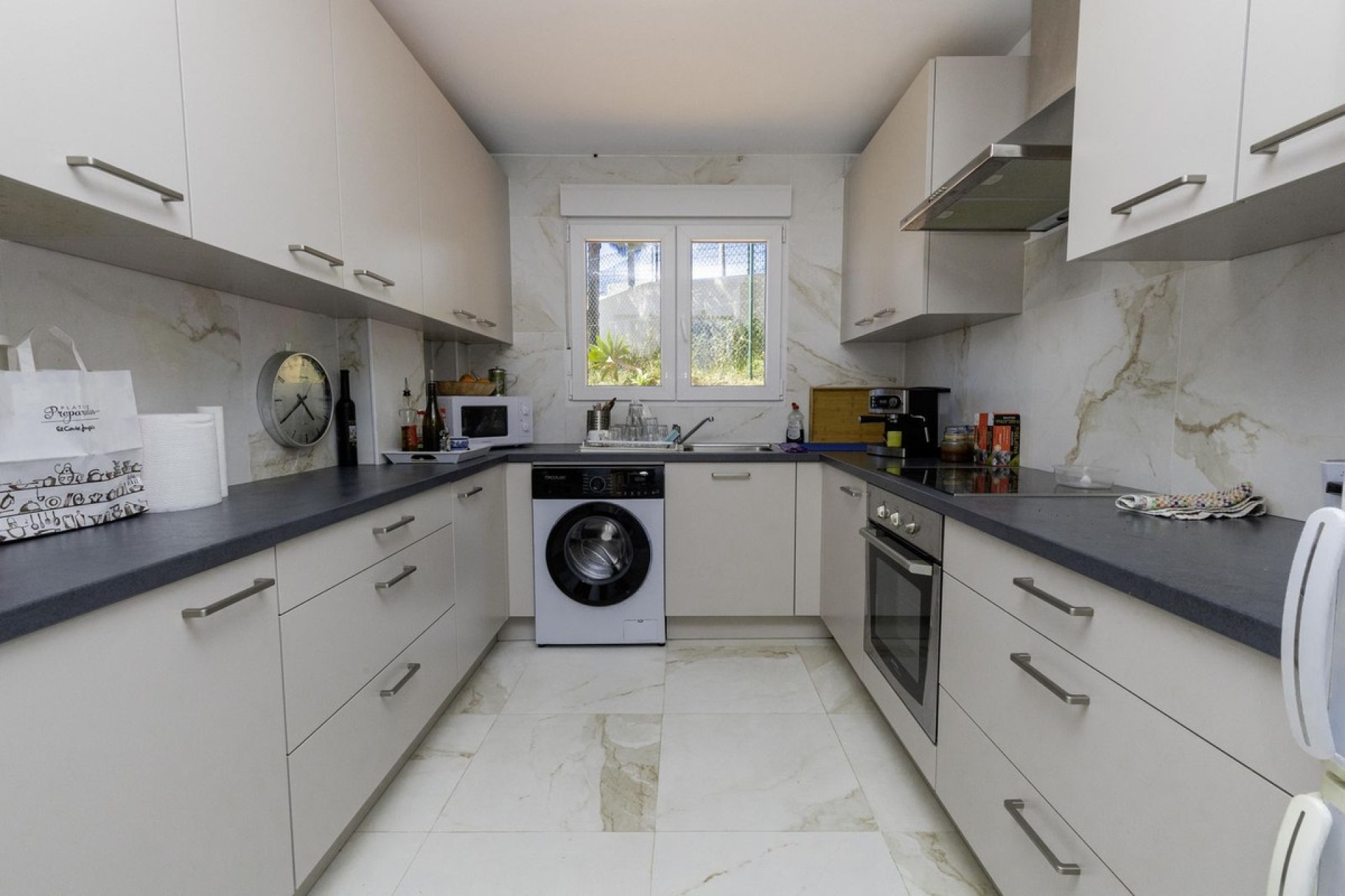 Wiederverkauf - Villa - Marbella - Marbella Centro