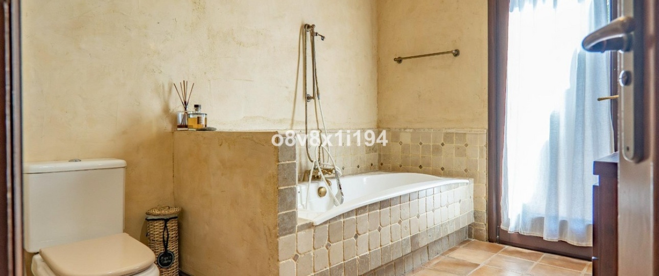 Wiederverkauf - Villa - Marbella - Marbella Centro