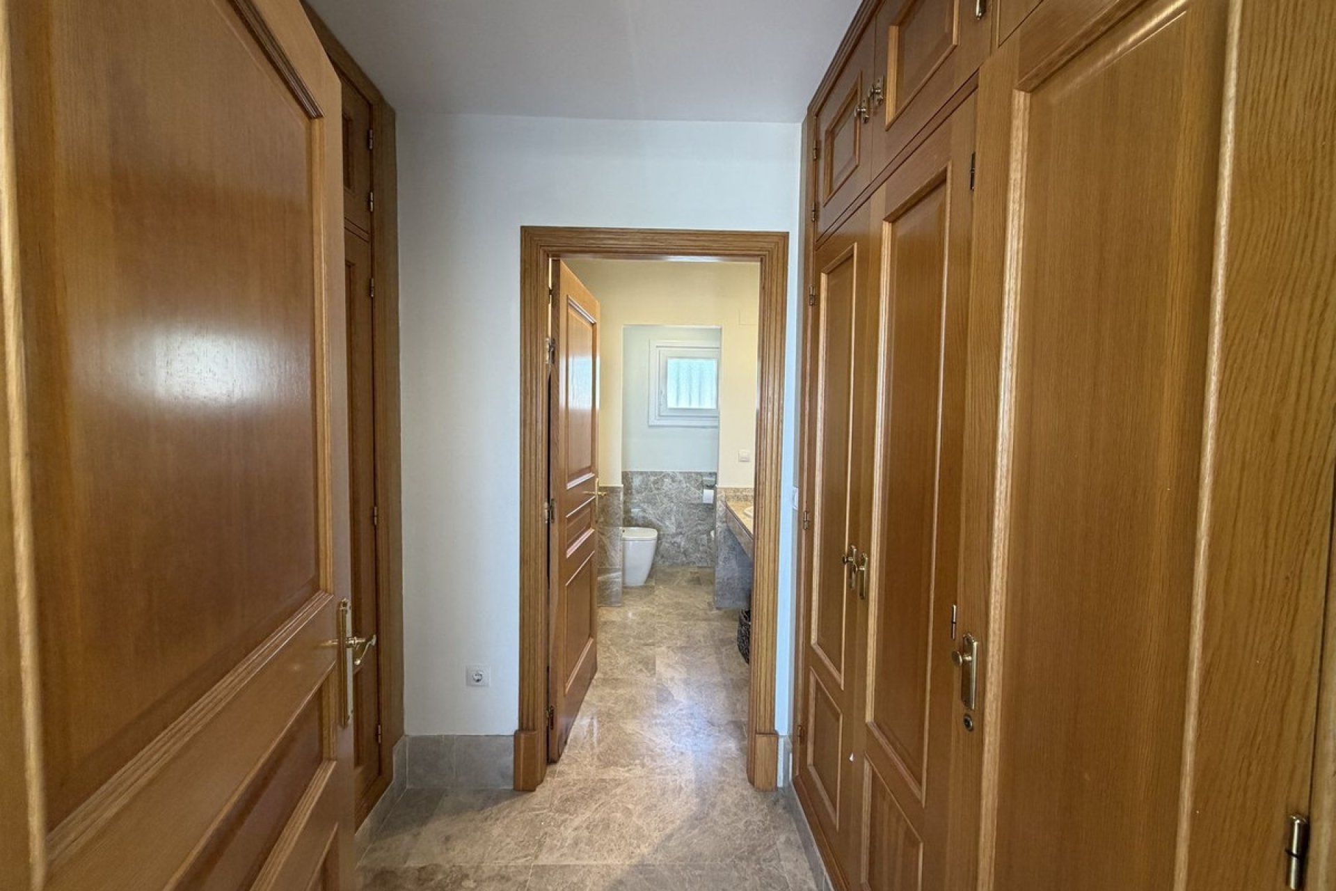 Wiederverkauf - Villa - Marbella - Marbella Centro