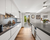 Wiederverkauf - Villa - Marbella - Marbella Centro