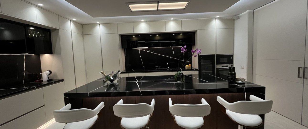 Wiederverkauf - Villa - Marbella - Marbella Centro