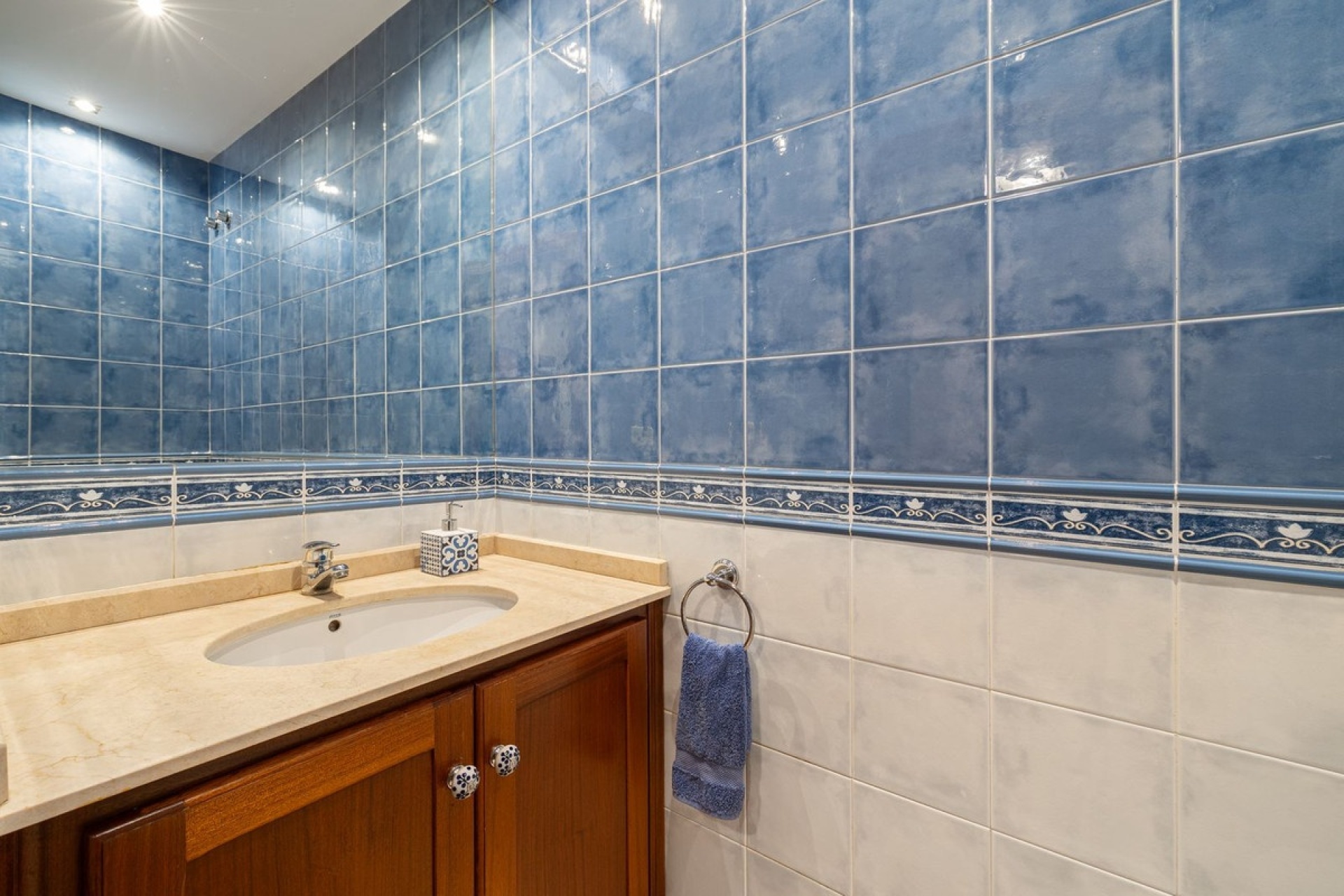 Wiederverkauf - Villa - Marbella - Marbella Centro