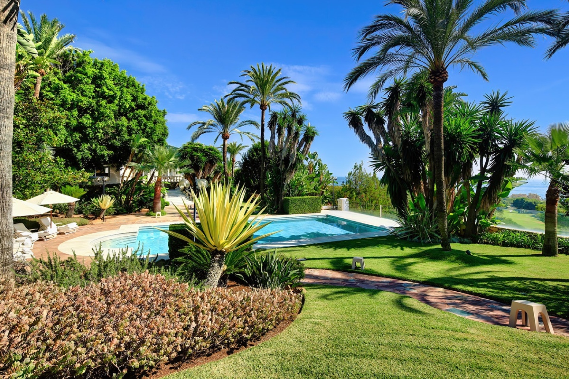 Wiederverkauf - Villa - Marbella - Marbella Centro