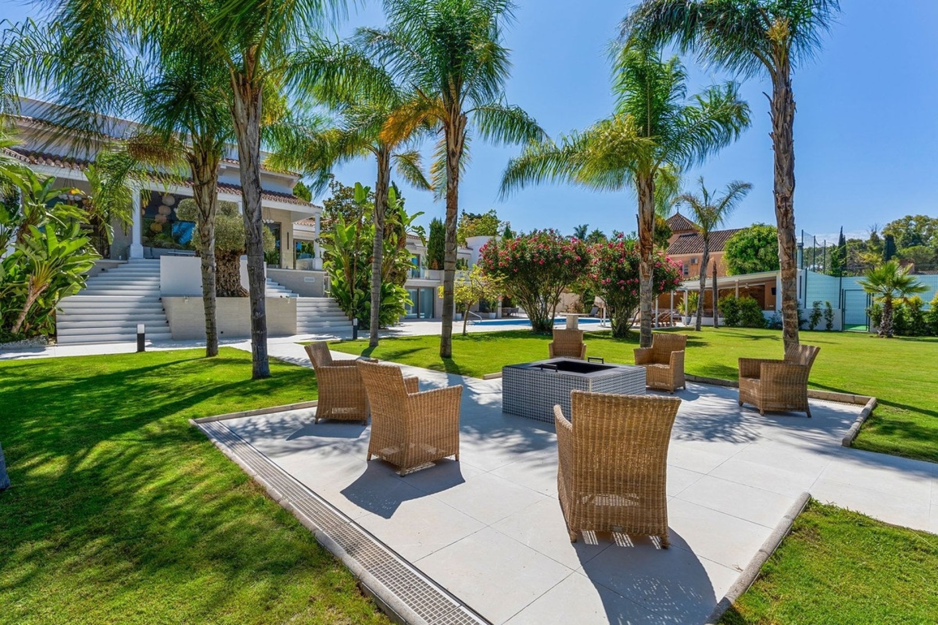 Wiederverkauf - Villa - Marbella - Marbella Centro