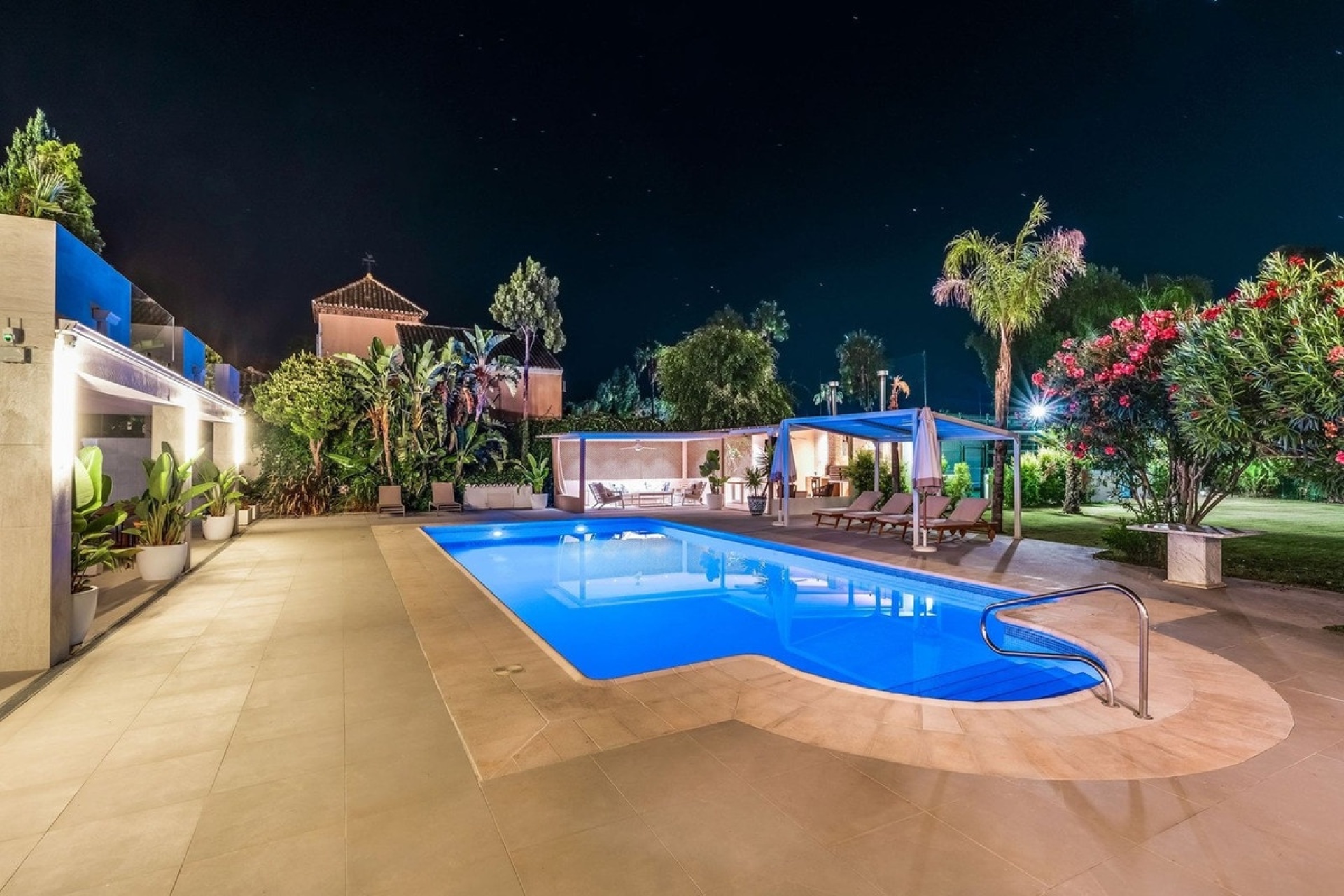 Wiederverkauf - Villa - Marbella - Marbella Centro