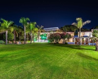 Wiederverkauf - Villa - Marbella - Marbella Centro
