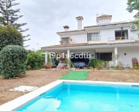 Wiederverkauf - Villa - Marbella - Marbella Centro