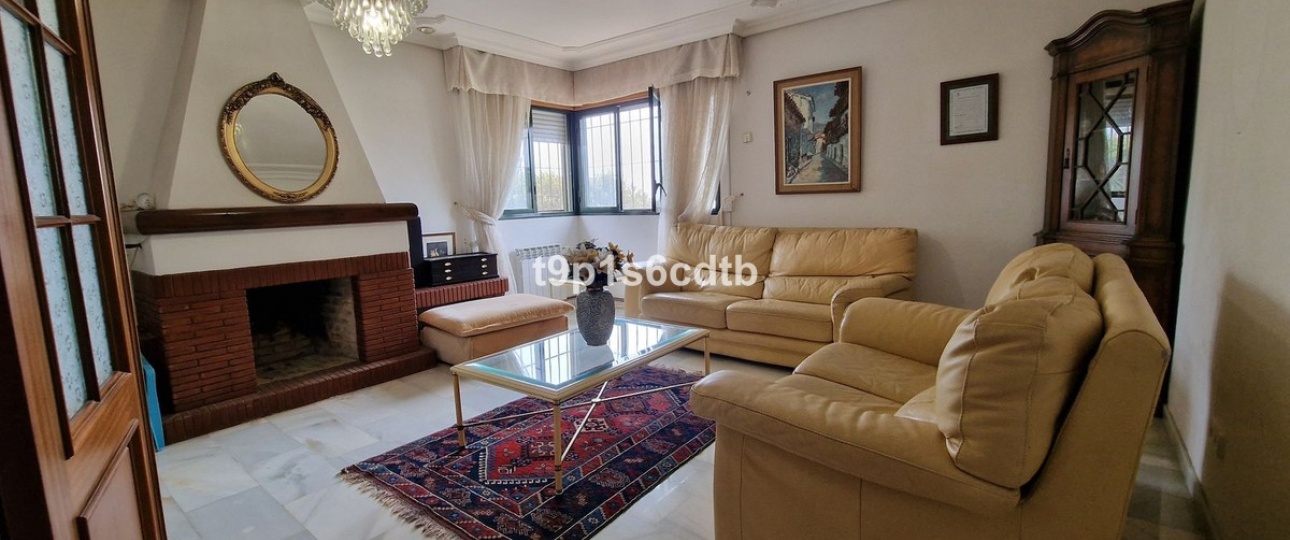 Wiederverkauf - Villa - Marbella - Marbella Centro