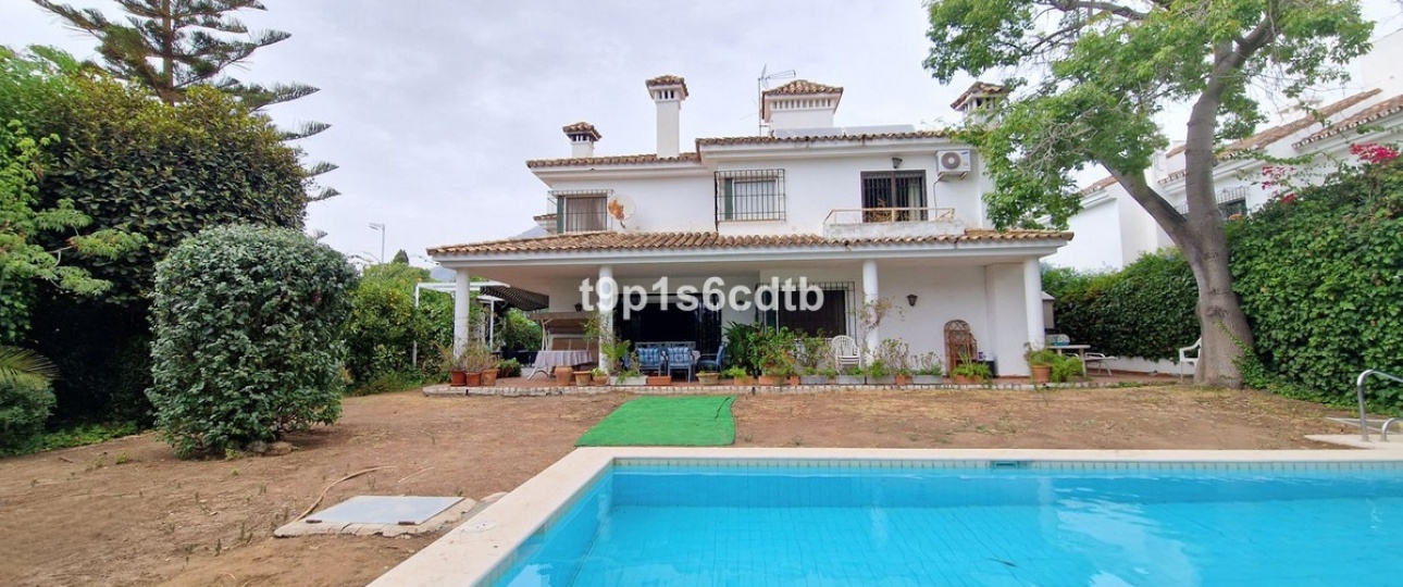 Wiederverkauf - Villa - Marbella - Marbella Centro
