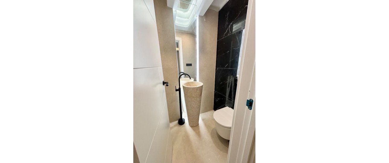Wiederverkauf - Villa - Marbella - Marbella Centro