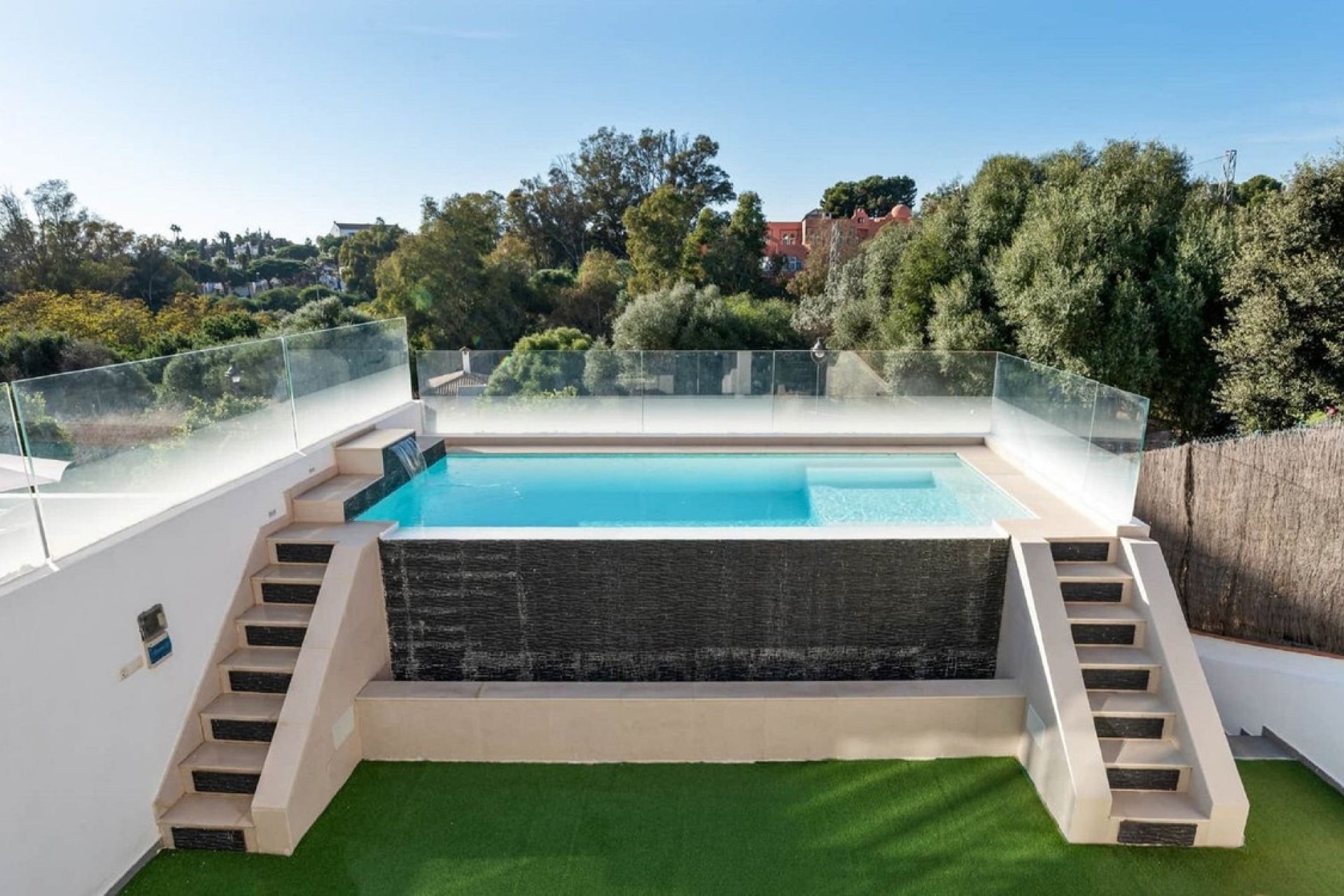 Wiederverkauf - Villa - Marbella - Marbella Centro