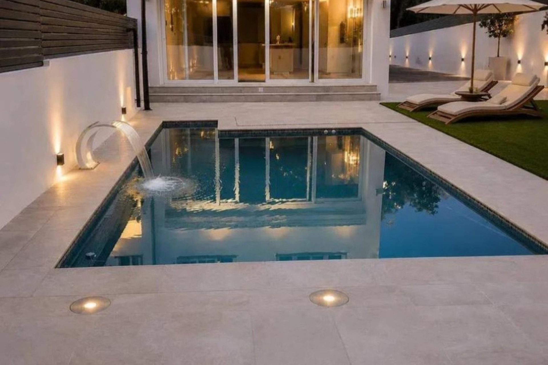 Wiederverkauf - Villa - Marbella - Marbella Centro