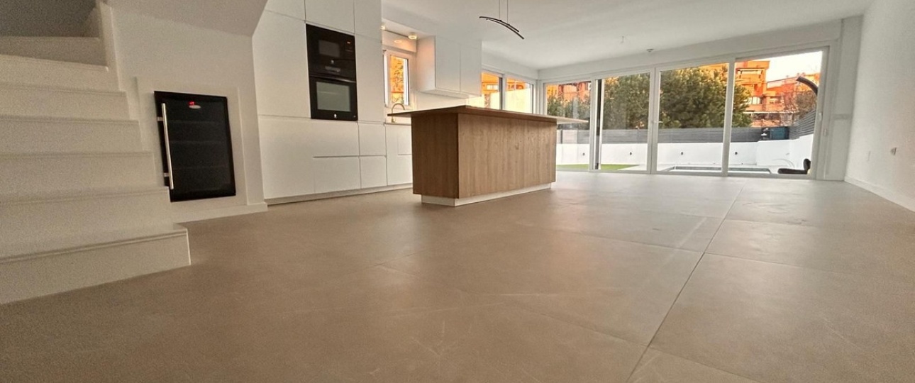 Wiederverkauf - Villa - Marbella - Marbella Centro