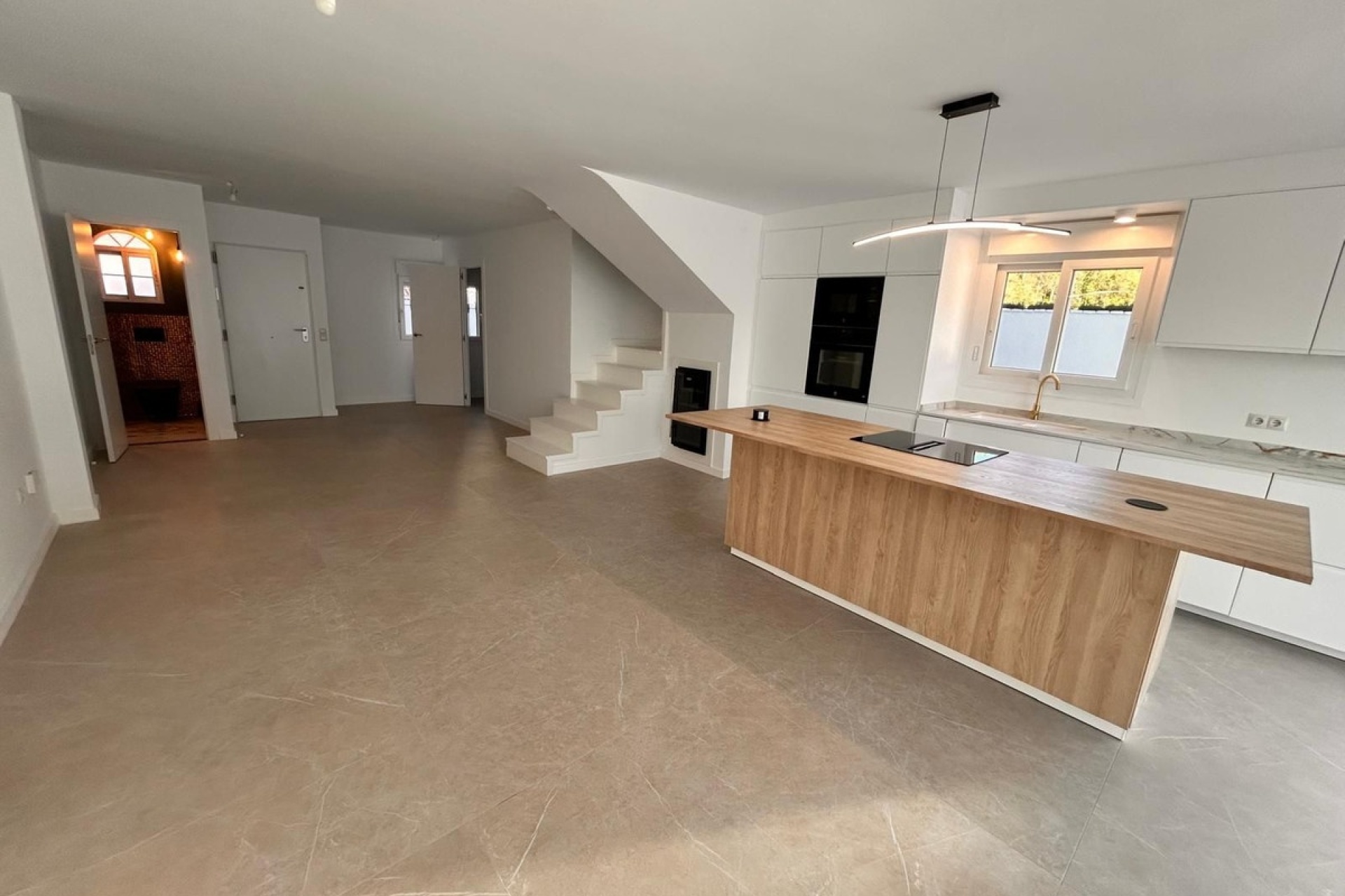 Wiederverkauf - Villa - Marbella - Marbella Centro