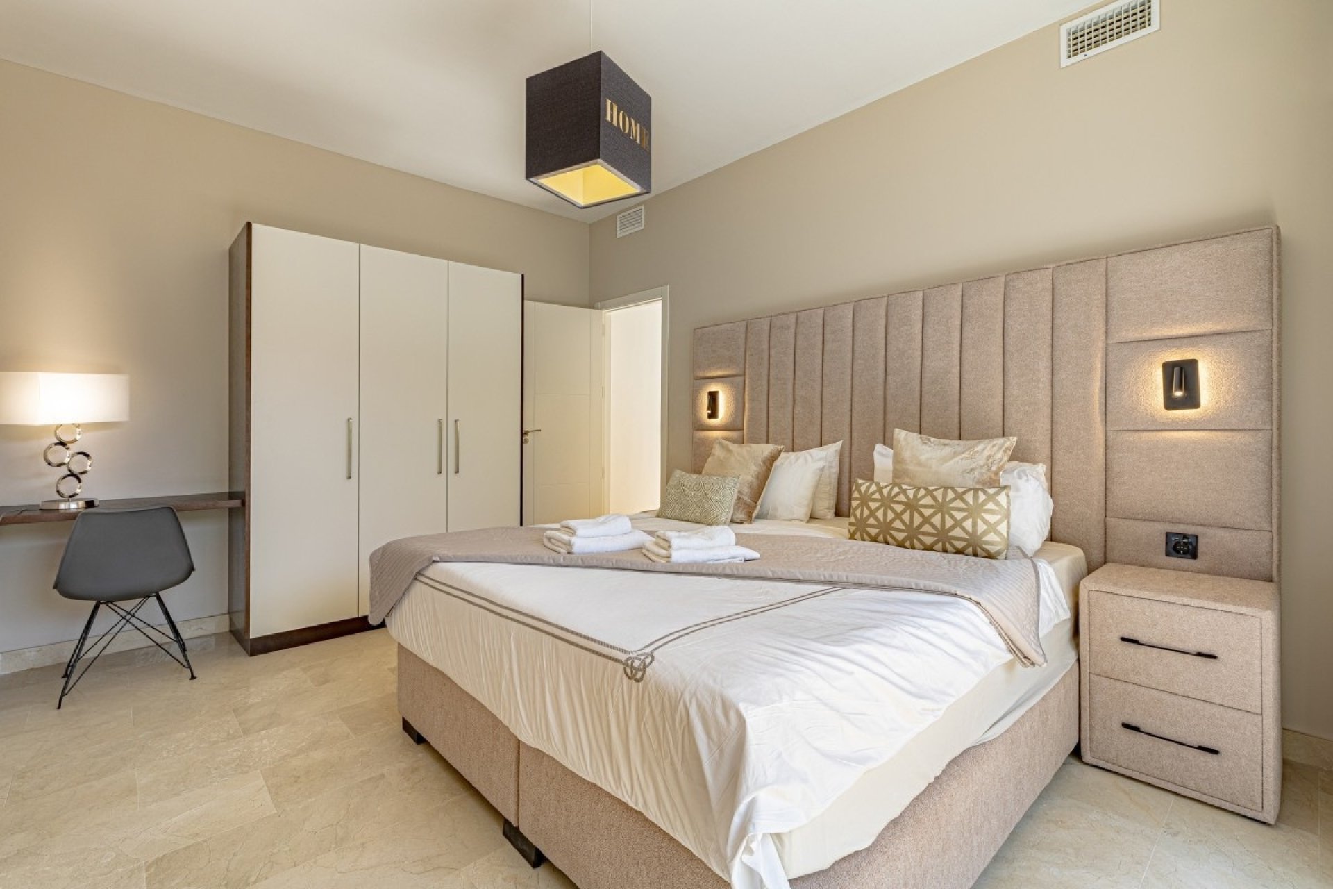 Wiederverkauf - Villa - Marbella - Marbella Centro