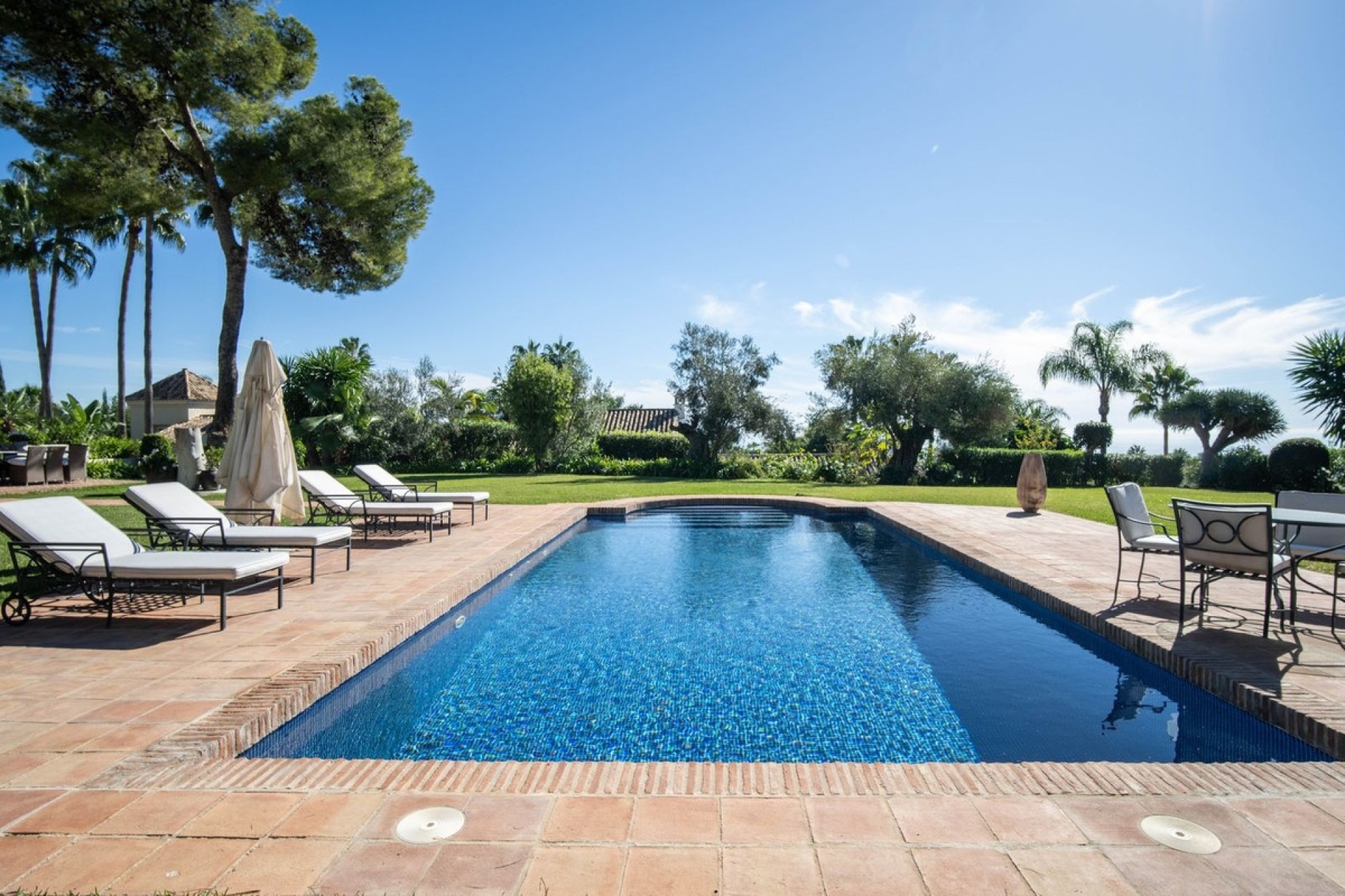 Wiederverkauf - Villa - Marbella - Marbella Centro