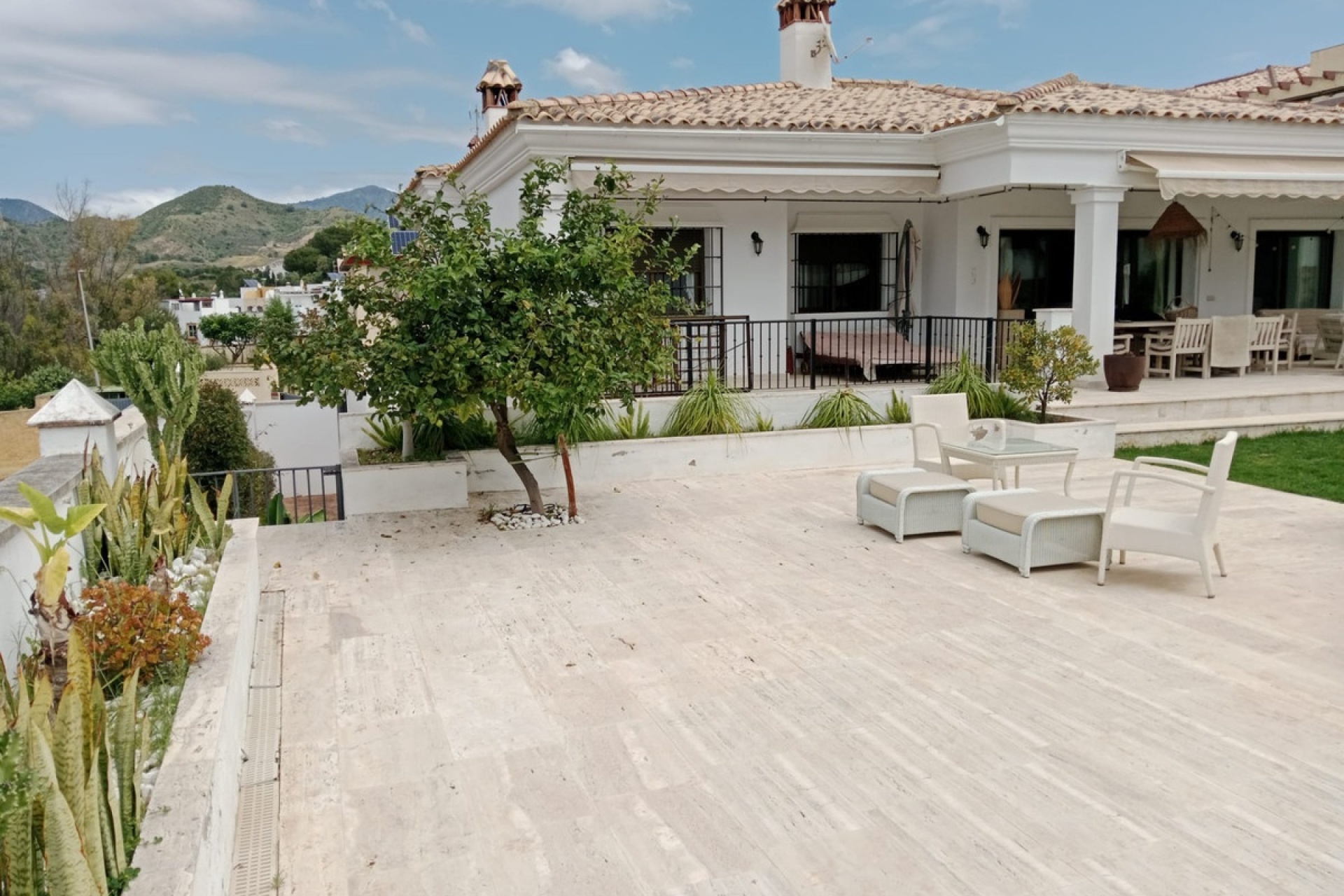Wiederverkauf - Villa - Marbella - Marbella Centro