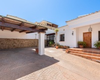 Wiederverkauf - Villa - Marbella - Marbella Centro