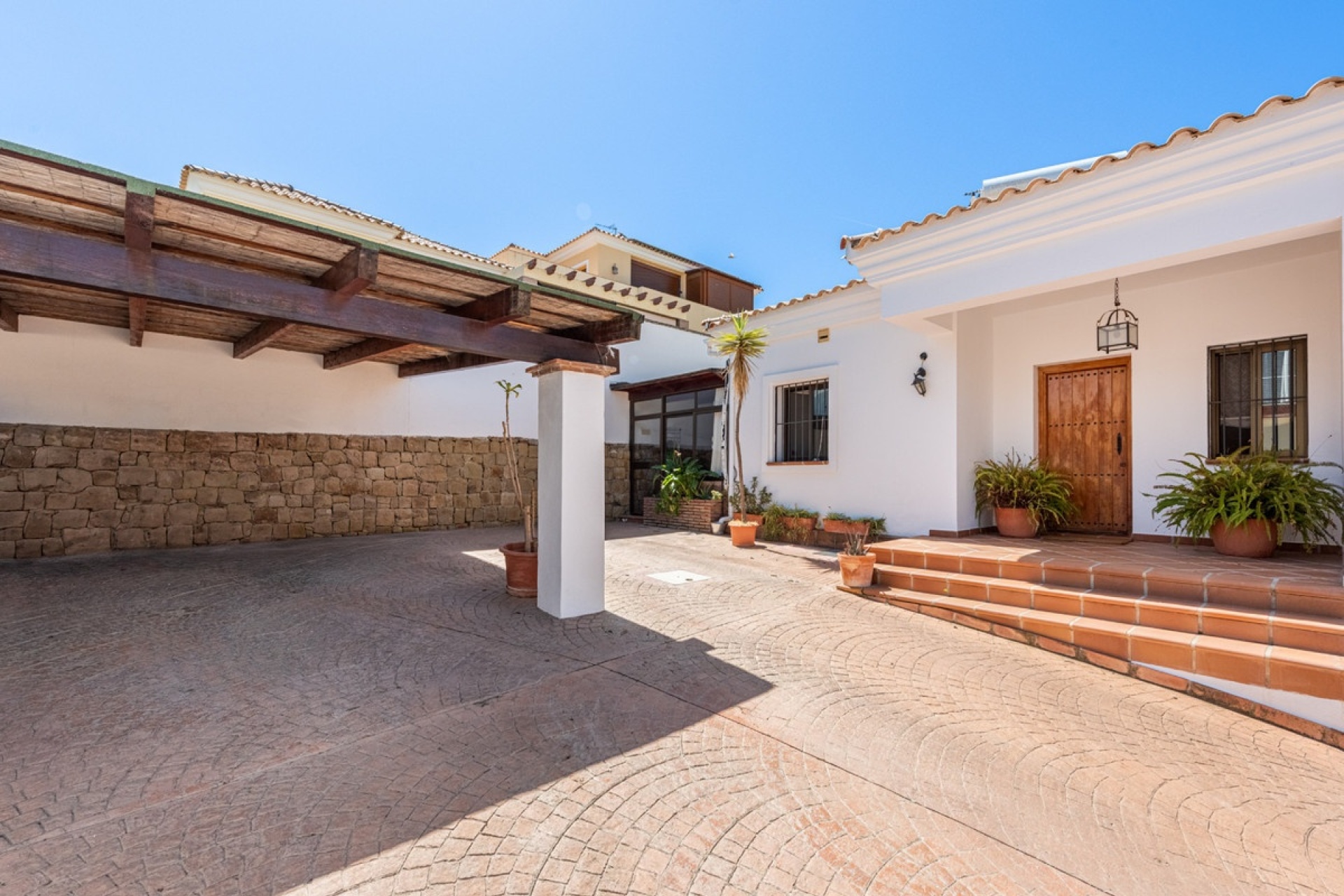 Wiederverkauf - Villa - Marbella - Marbella Centro