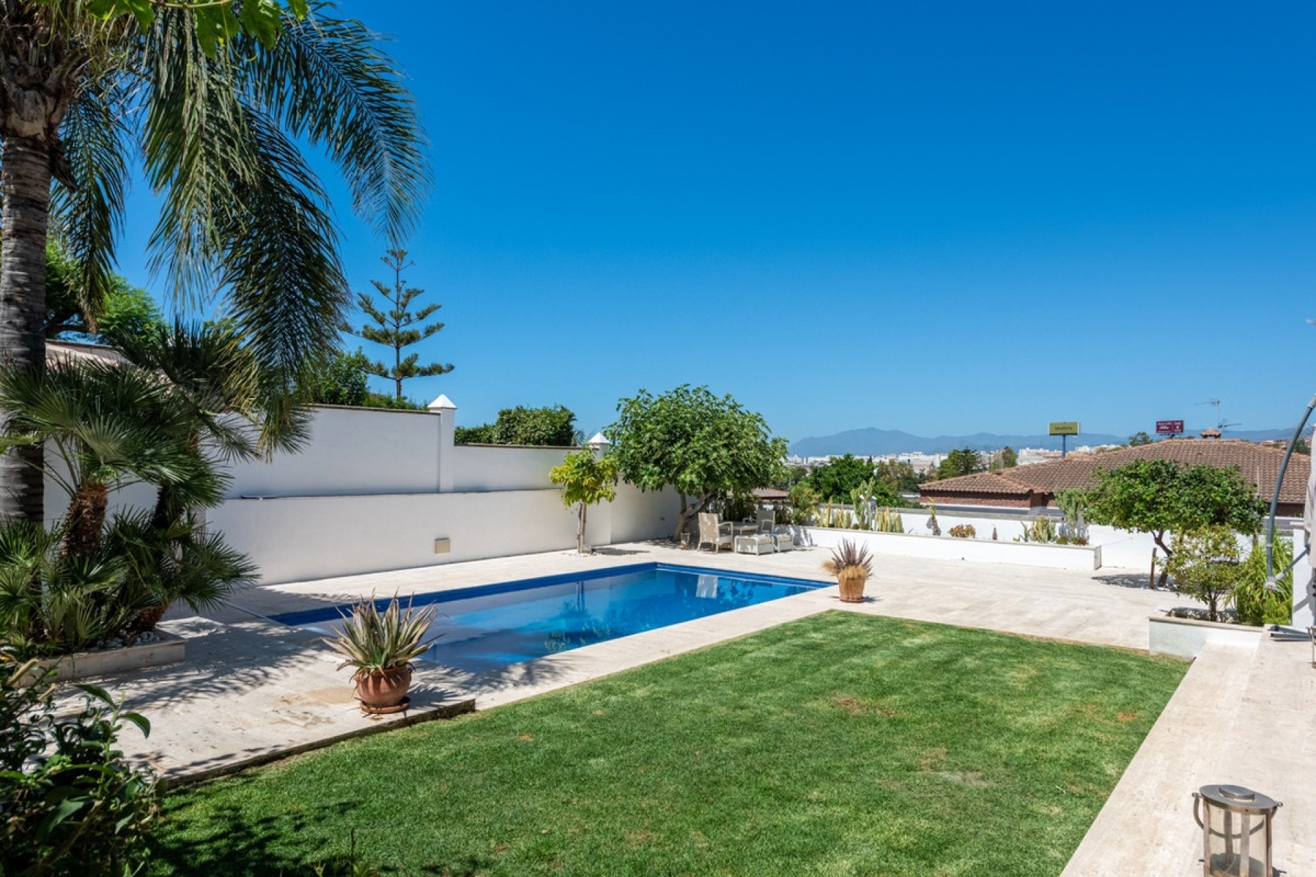 Wiederverkauf - Villa - Marbella - Marbella Centro