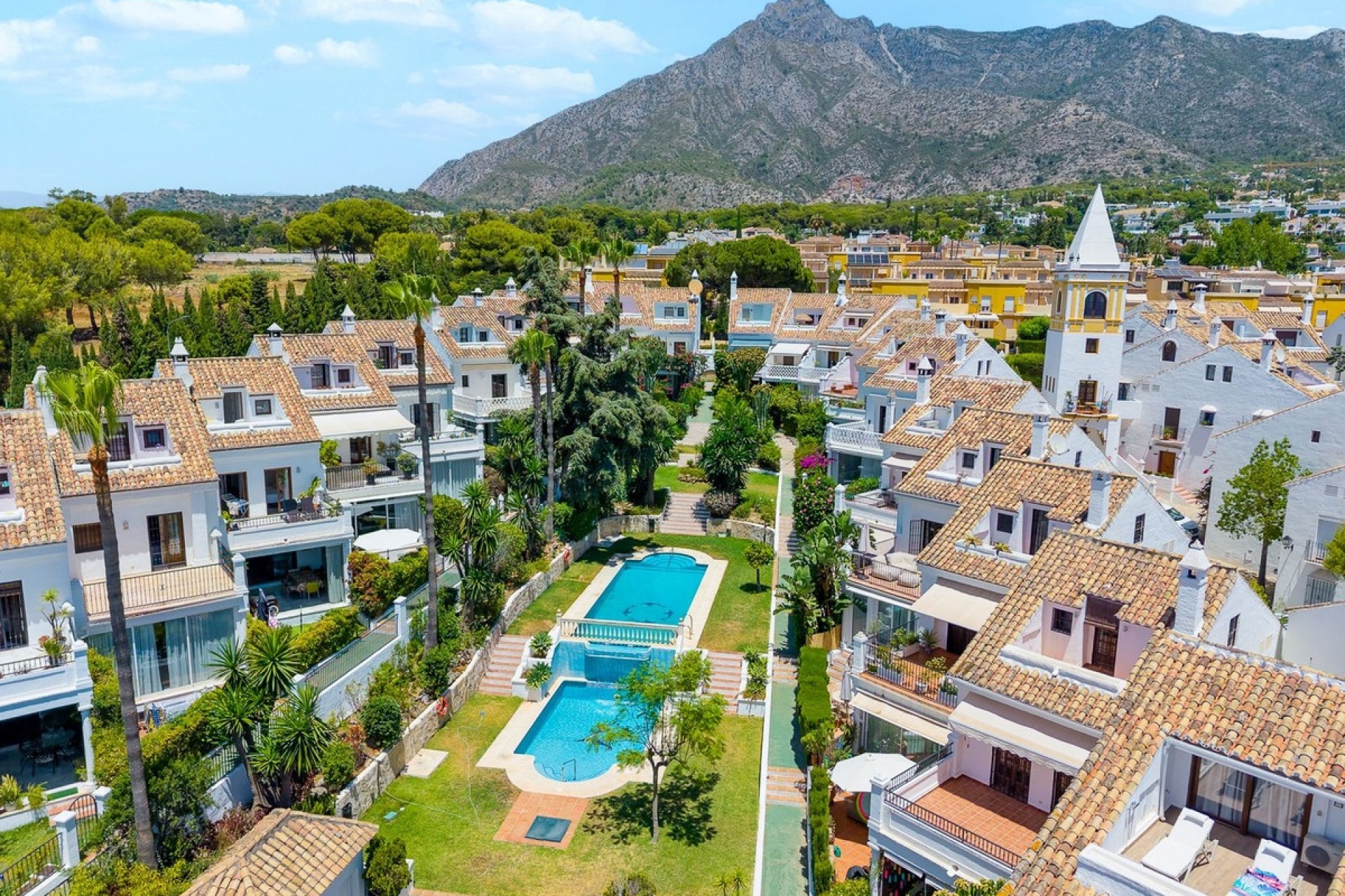 Wiederverkauf - Villa - Marbella - Marbella Centro