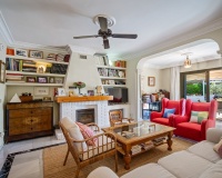 Wiederverkauf - Villa - Marbella - Marbella Centro