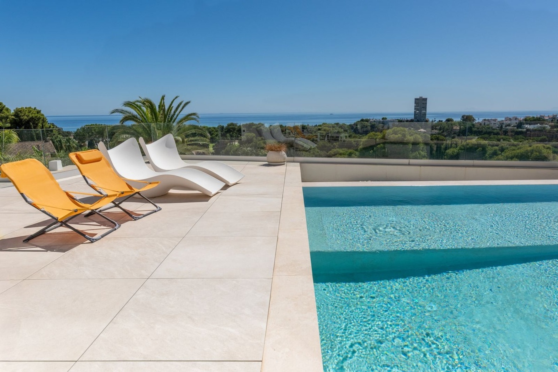 Wiederverkauf - Villa - Marbella - Marbella Centro