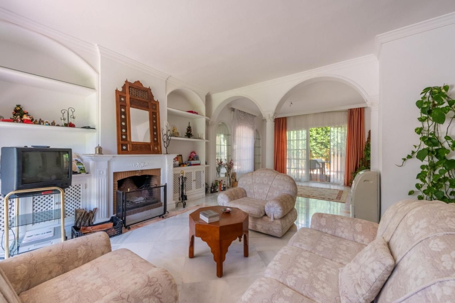 Wiederverkauf - Villa - Marbella - Marbella Centro