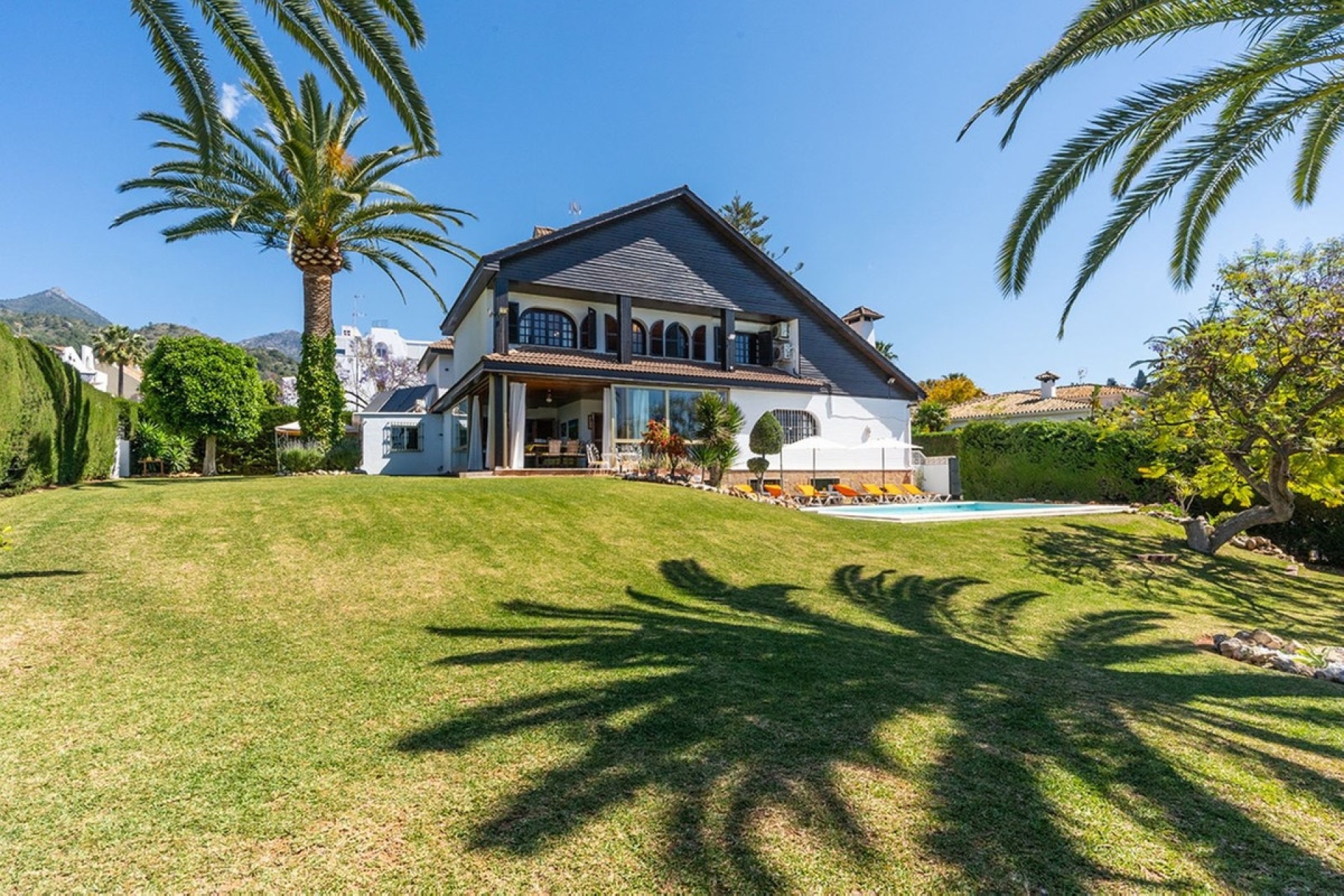 Wiederverkauf - Villa - Marbella - Marbella Centro