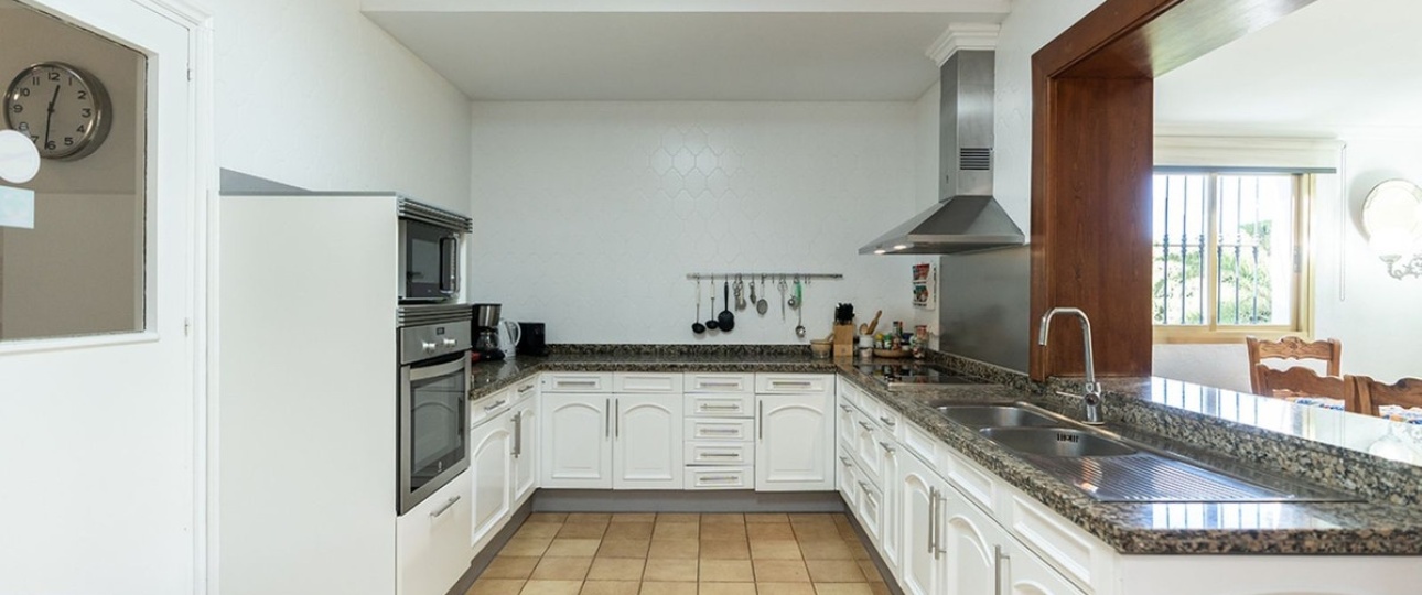 Wiederverkauf - Villa - Marbella - Marbella Centro