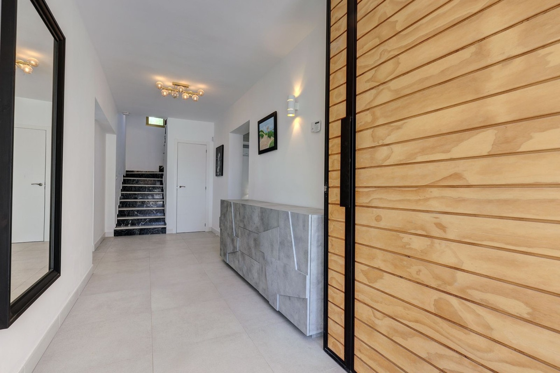 Wiederverkauf - Villa - Marbella - Marbella Centro