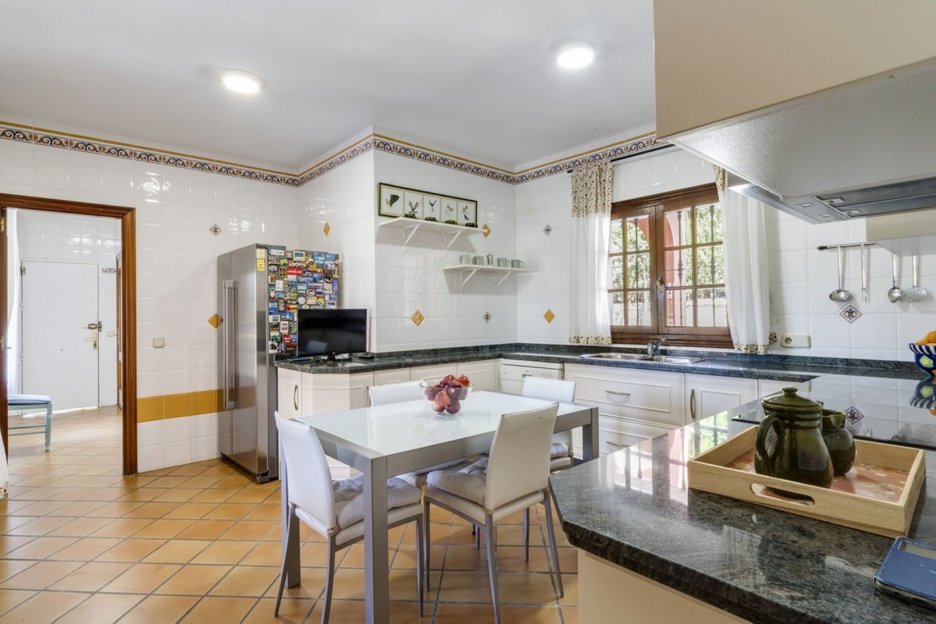 Wiederverkauf - Villa - Marbella - Marbella Centro