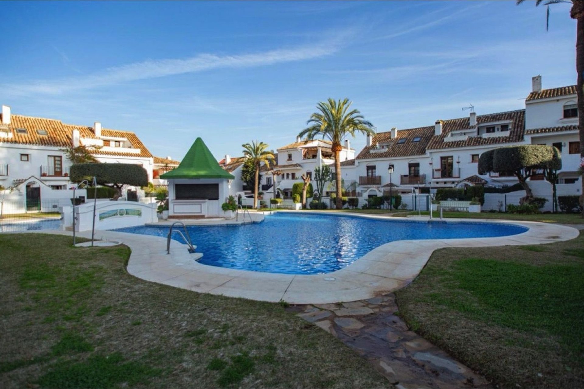 Wiederverkauf - Villa - Marbella - Marbella Centro