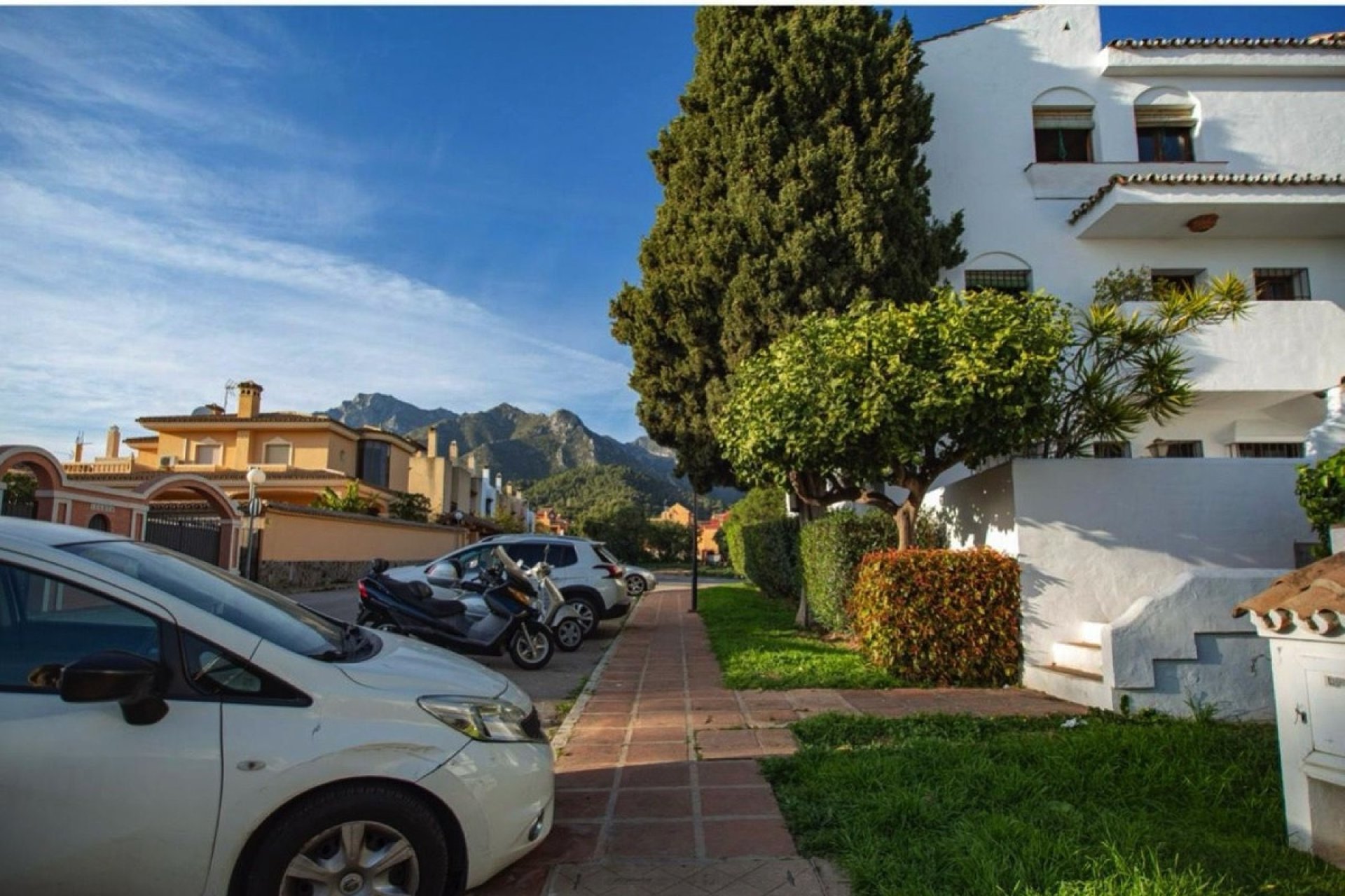 Wiederverkauf - Villa - Marbella - Marbella Centro