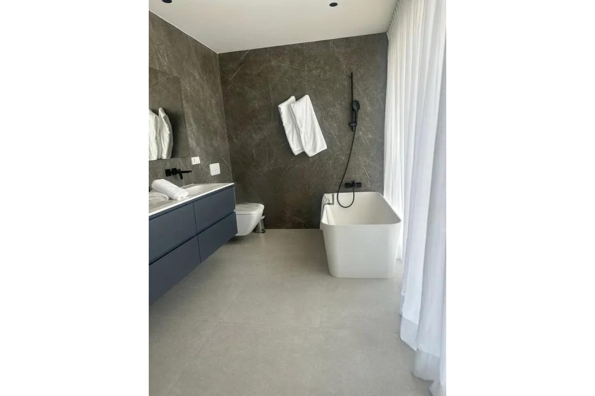 Wiederverkauf - Villa - Marbella - Marbella Centro