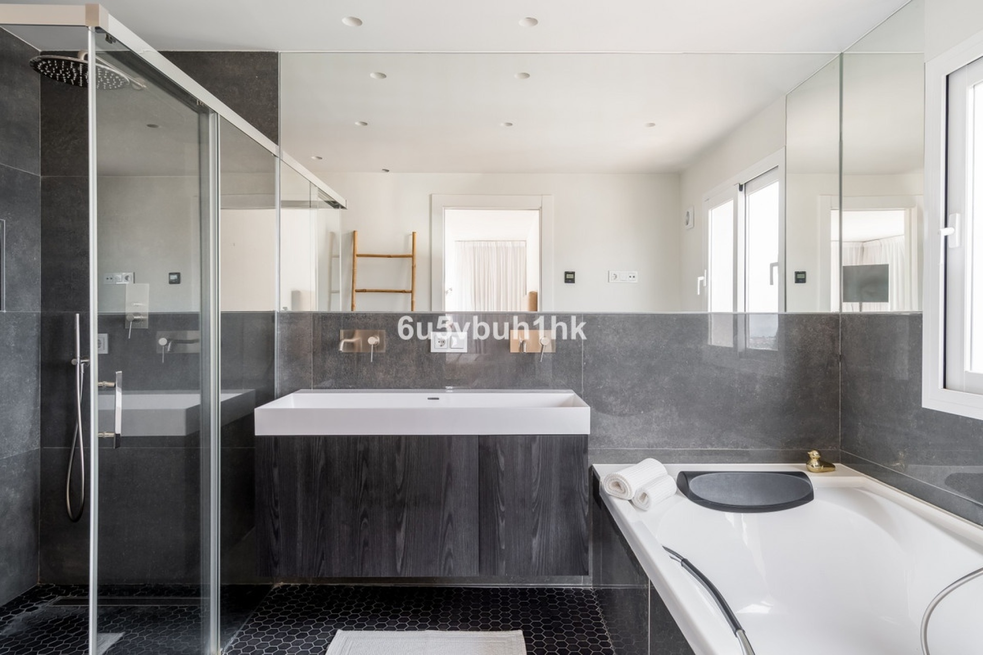 Wiederverkauf - Villa - Marbella - Marbella Centro
