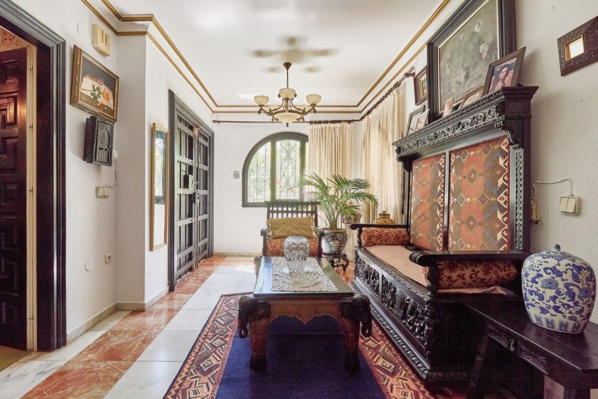 Wiederverkauf - Villa - Marbella - Marbella Centro