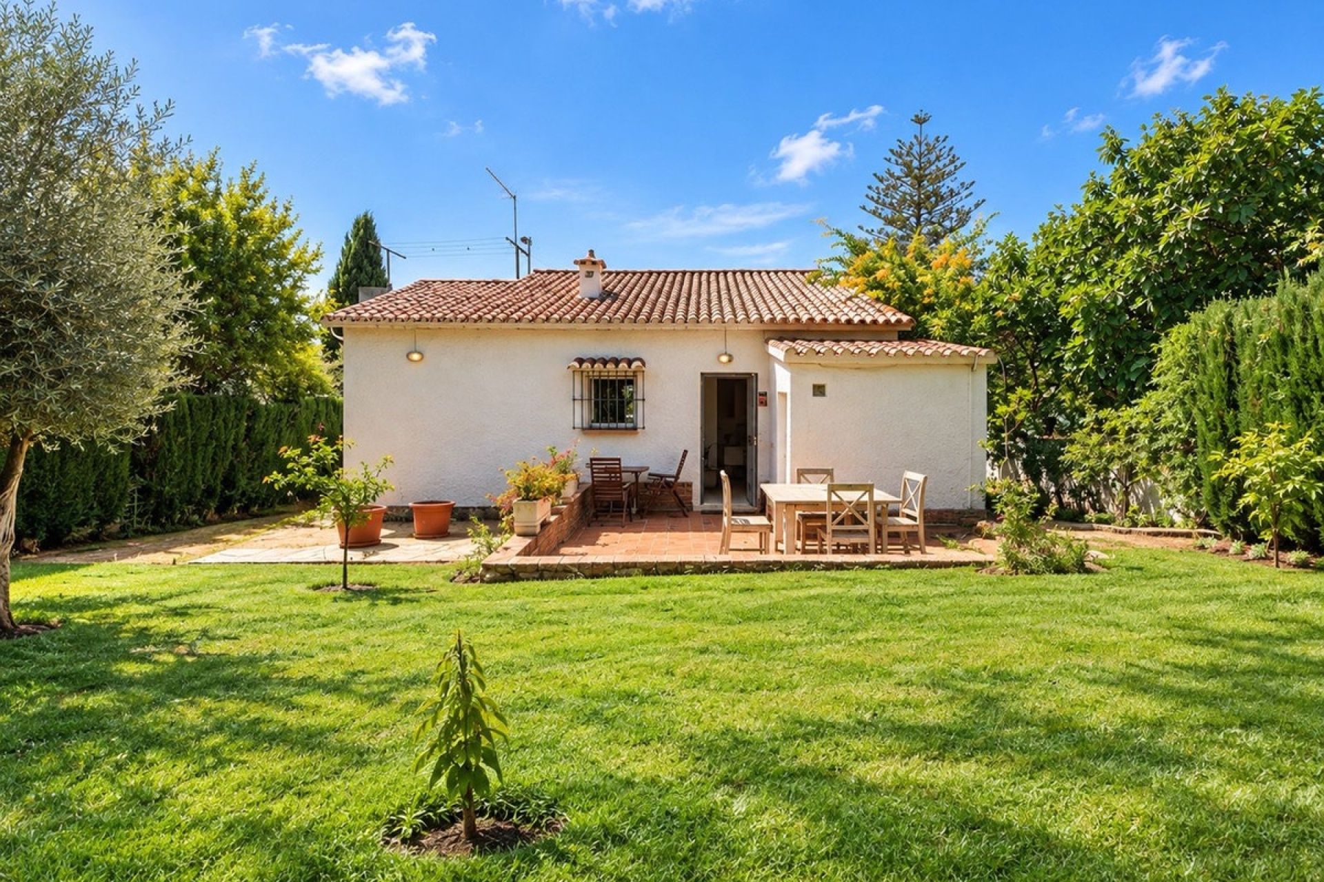 Wiederverkauf - Villa - Marbella - Marbella Centro