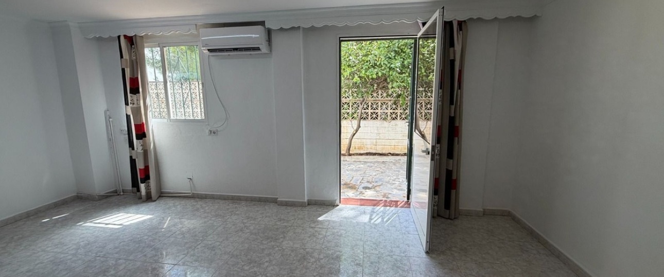 Wiederverkauf - Villa - Marbella - Marbella Centro