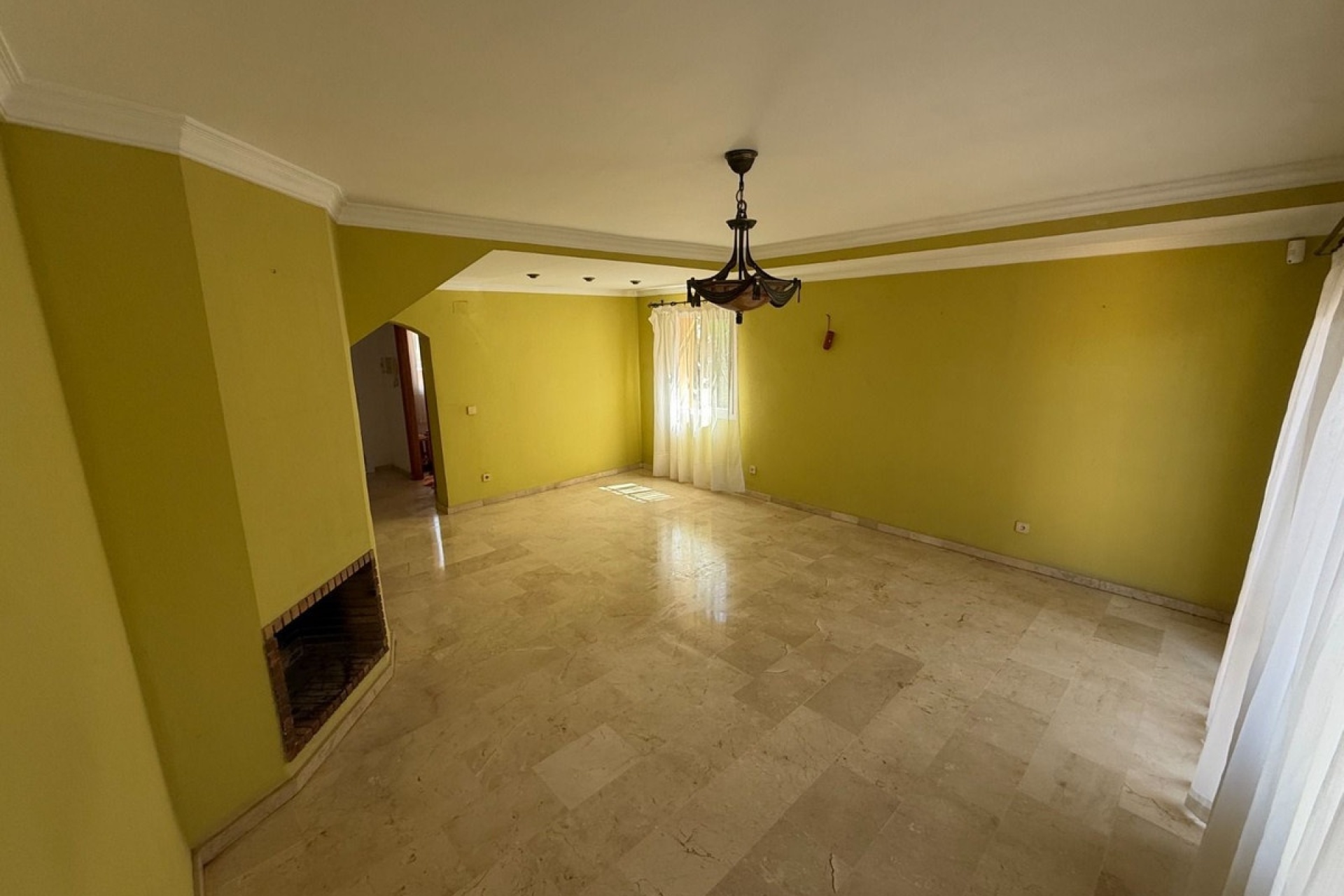 Wiederverkauf - Villa - Marbella - Marbella Centro