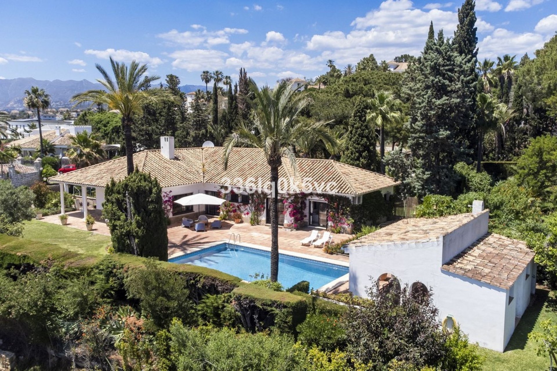 Wiederverkauf - Villa - Marbella - Marbella Centro