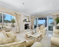 Wiederverkauf - Villa - Marbella - Marbesa