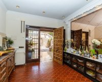 Wiederverkauf - Villa - Marbella - Marbesa