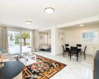 Wiederverkauf - Villa - Marbella - Marbesa