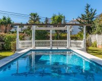 Wiederverkauf - Villa - Marbella - Marbesa