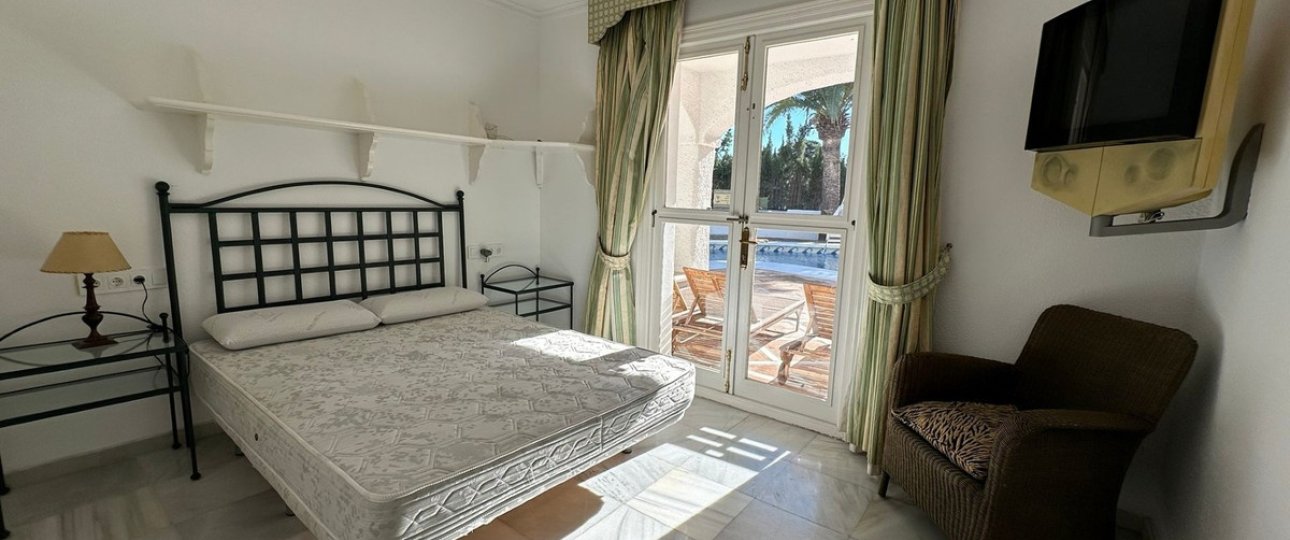 Wiederverkauf - Villa - Marbella - Marbesa