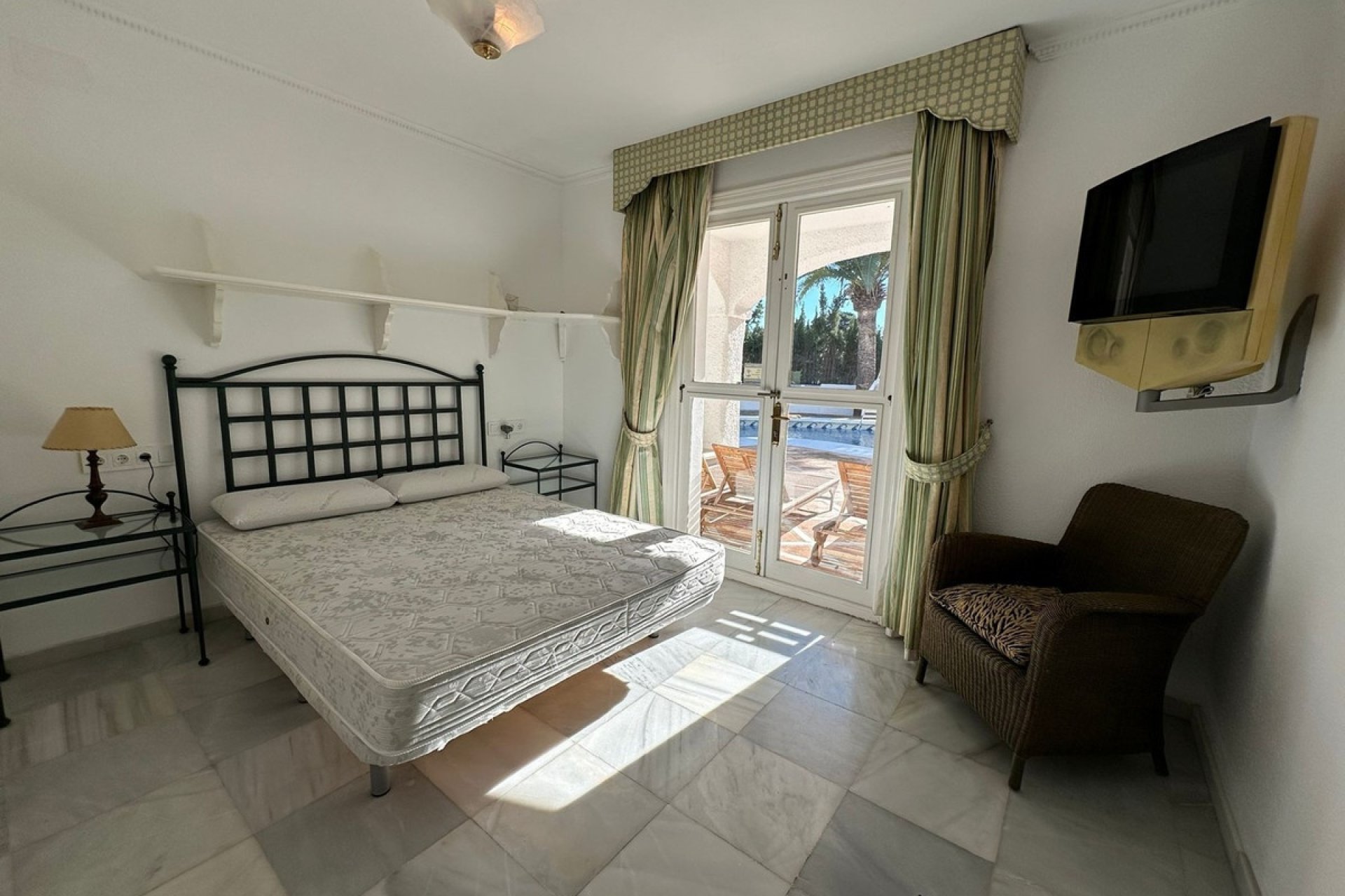 Wiederverkauf - Villa - Marbella - Marbesa