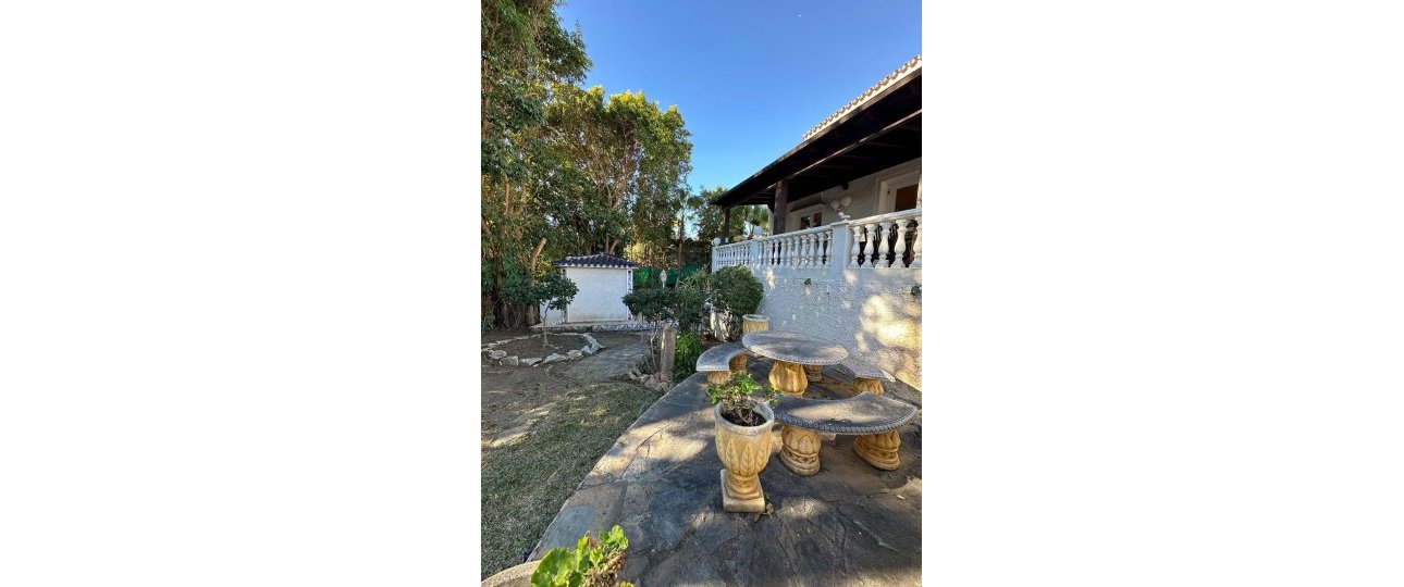 Wiederverkauf - Villa - Marbella - Marbesa