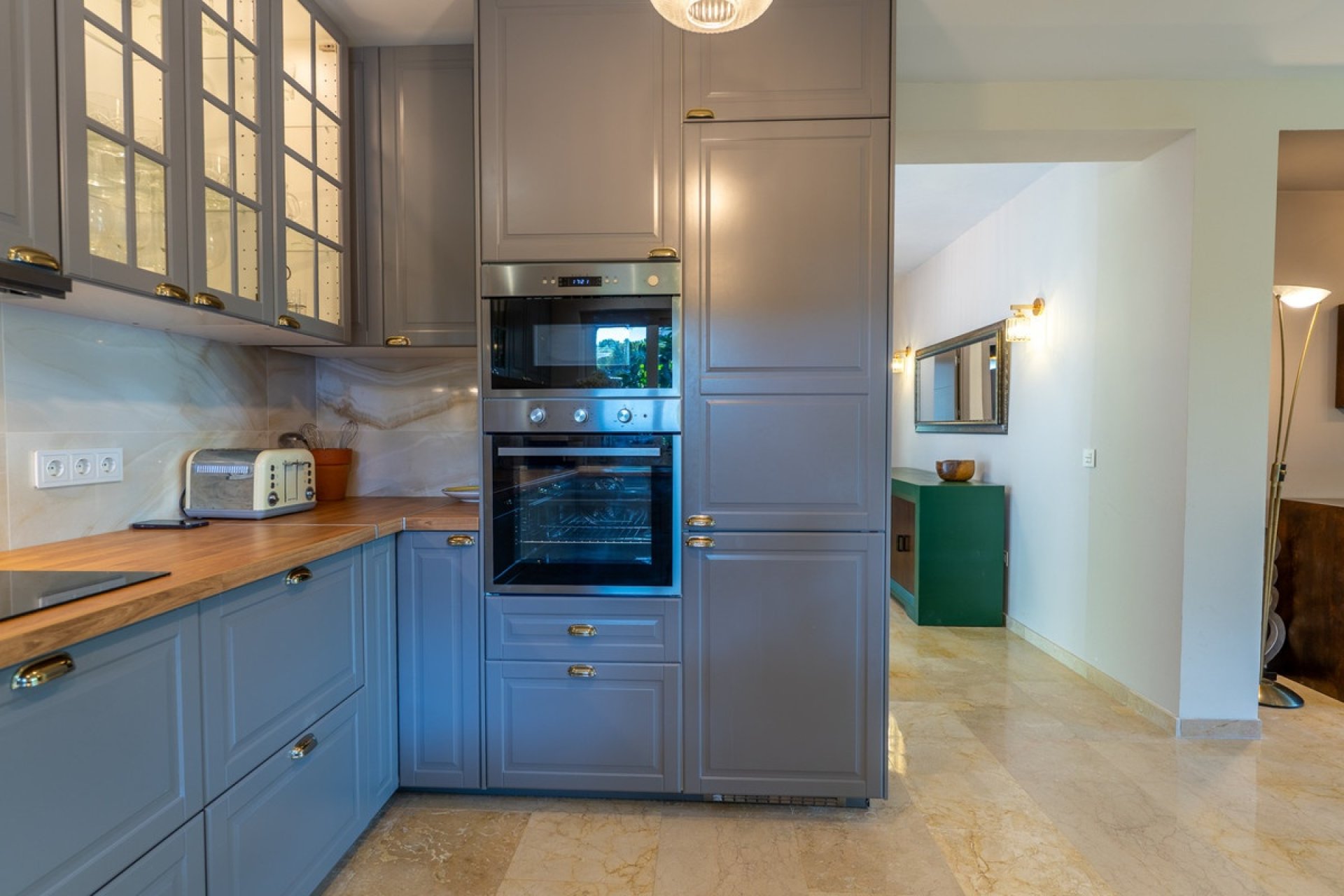 Wiederverkauf - Villa - Marbella - Marbesa