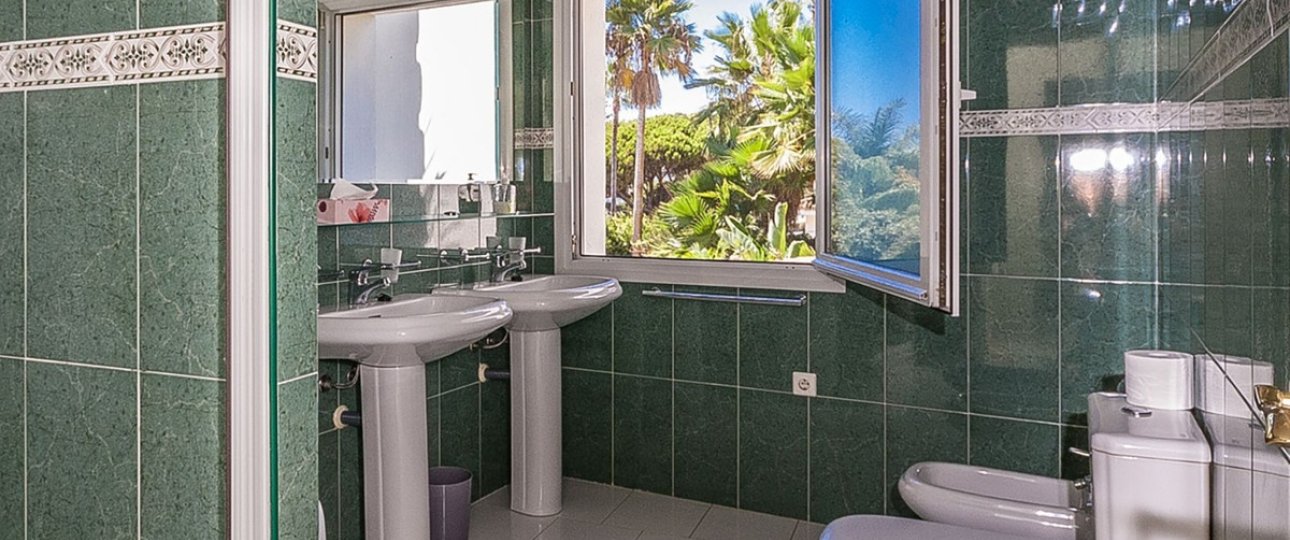 Wiederverkauf - Villa - Marbella - Marbesa